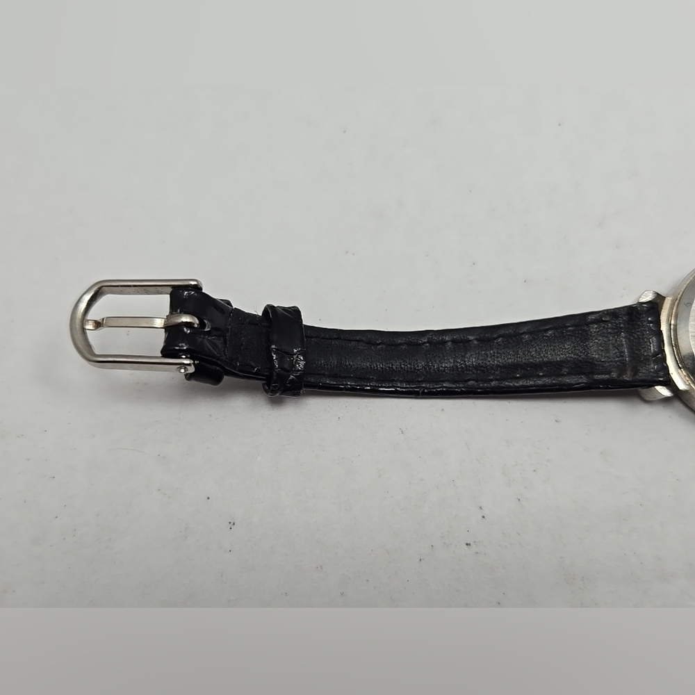 Womens Vintage Sasson Watch Silver Tone Mother of Pearl Marcasite New Battery - Picture 9 of 12